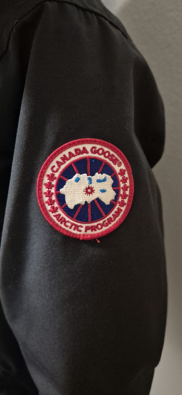 Canada Goose Giacche: Canada Goose Damen Winterjacke Gr.S – Nuovo (secondo la descrizione) da Basel venduto da PinkSmile 1