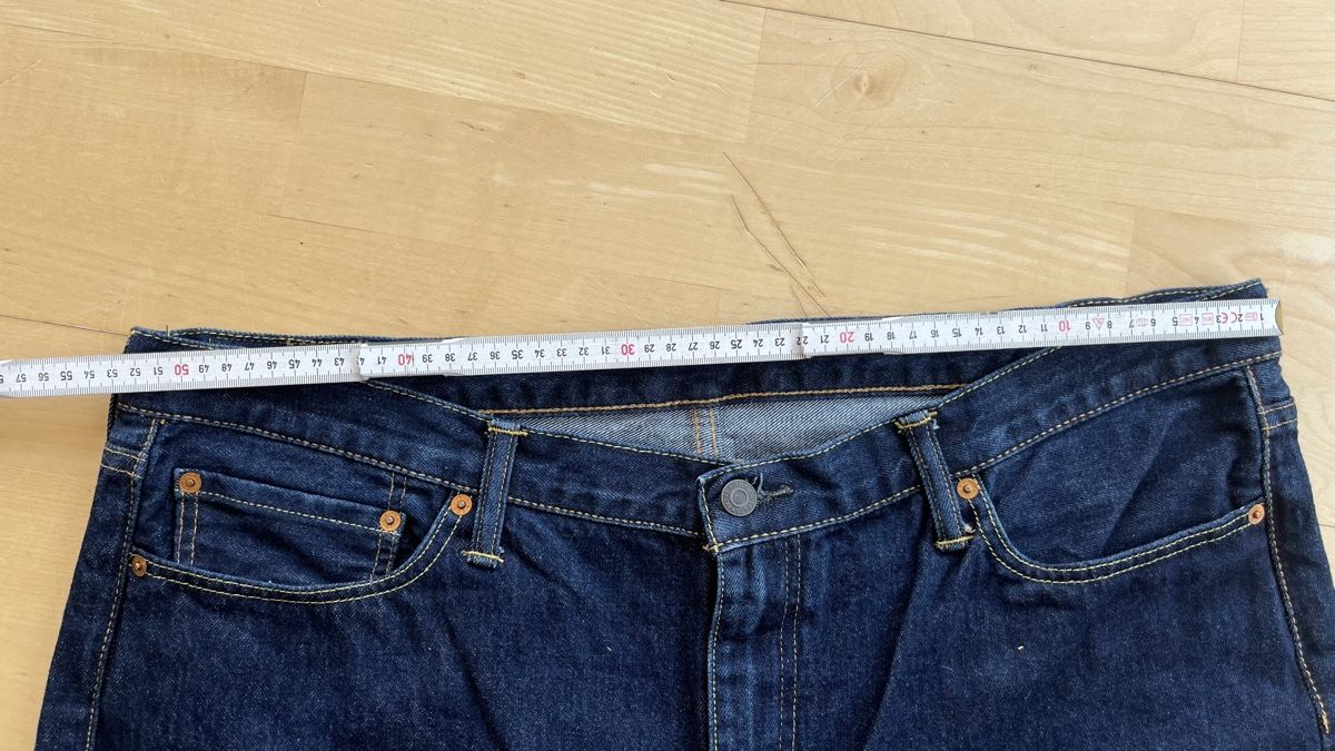 Levi's Jeans: Levi's 514 Jeans dunkelblau Grösse 42/34 – Usato da Liestal venduto da JamesWith43 3