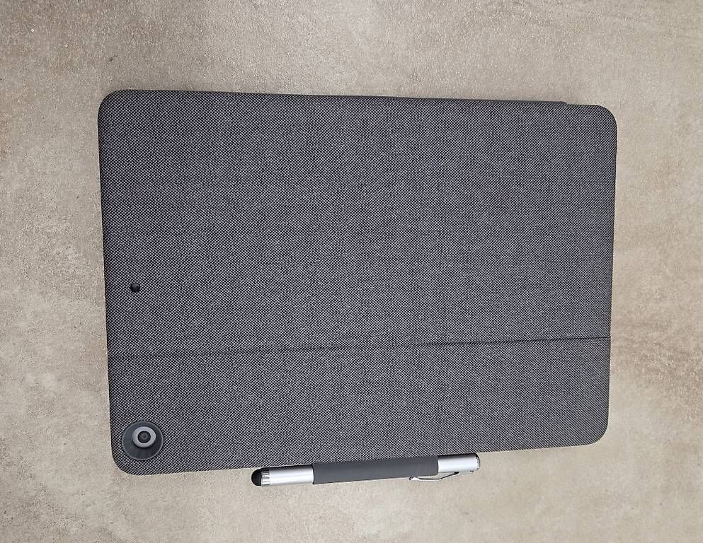 Apple Tablet PC: Apple ipad 9. Generation 256GB – Gebraucht aus Zürich von alfa1000 2