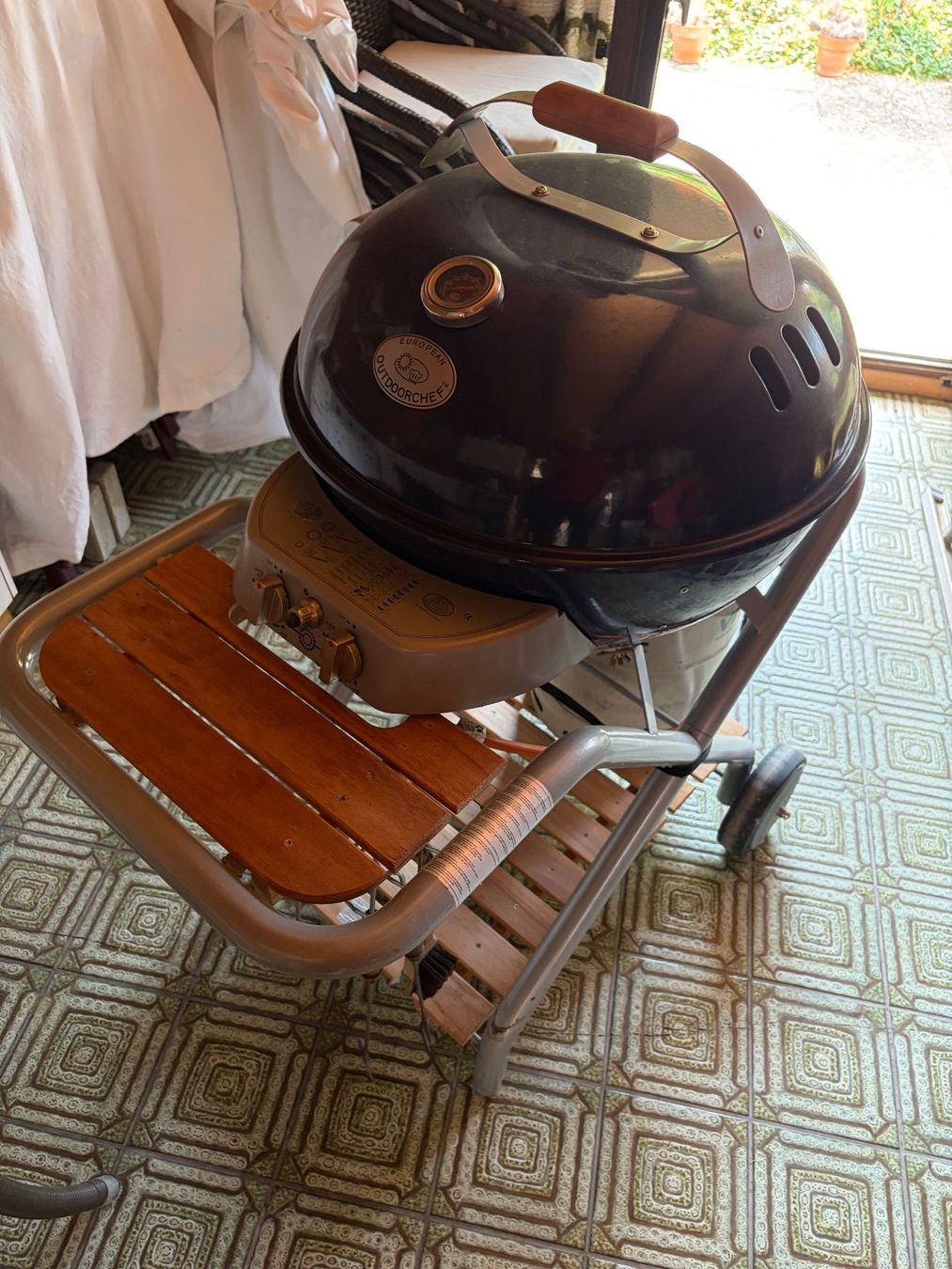 Outdoorchef Griglie: Grill Outdoorchef – Usato da Oensingen venduto da Baustralien