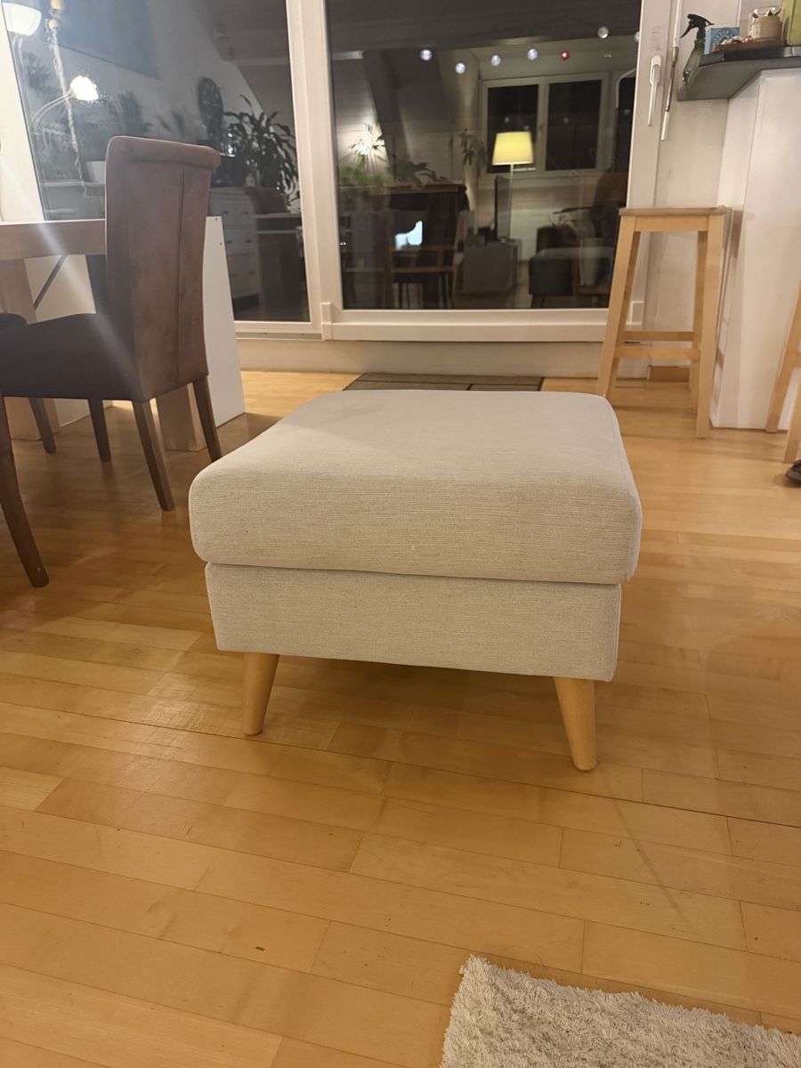 Ikea Sgabelli: Beige Fussstütze / Sitzhocker – Usato da Zürich venduto da Sarah_Zurich123 2
