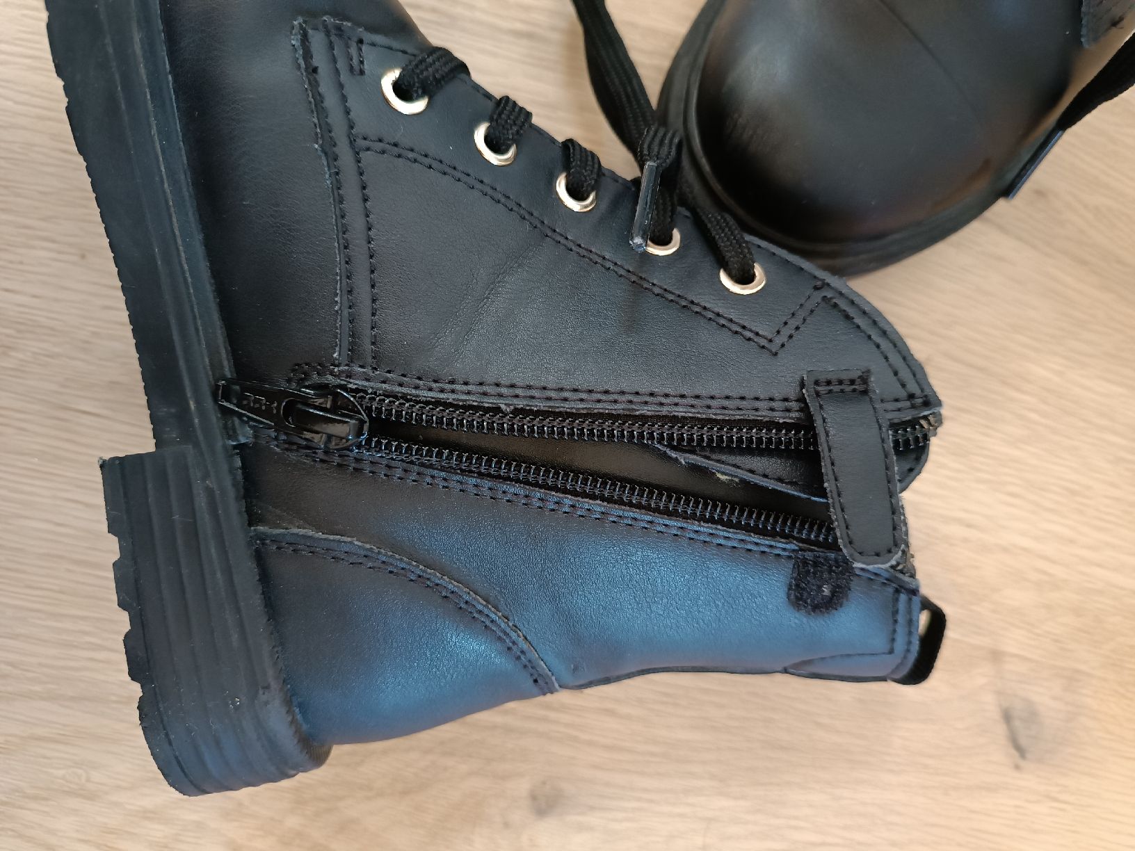 Geox Scarpe per ragazze: scarpe Geox 32 – Usato da Arbedo venduto da cuc_8zbh 4