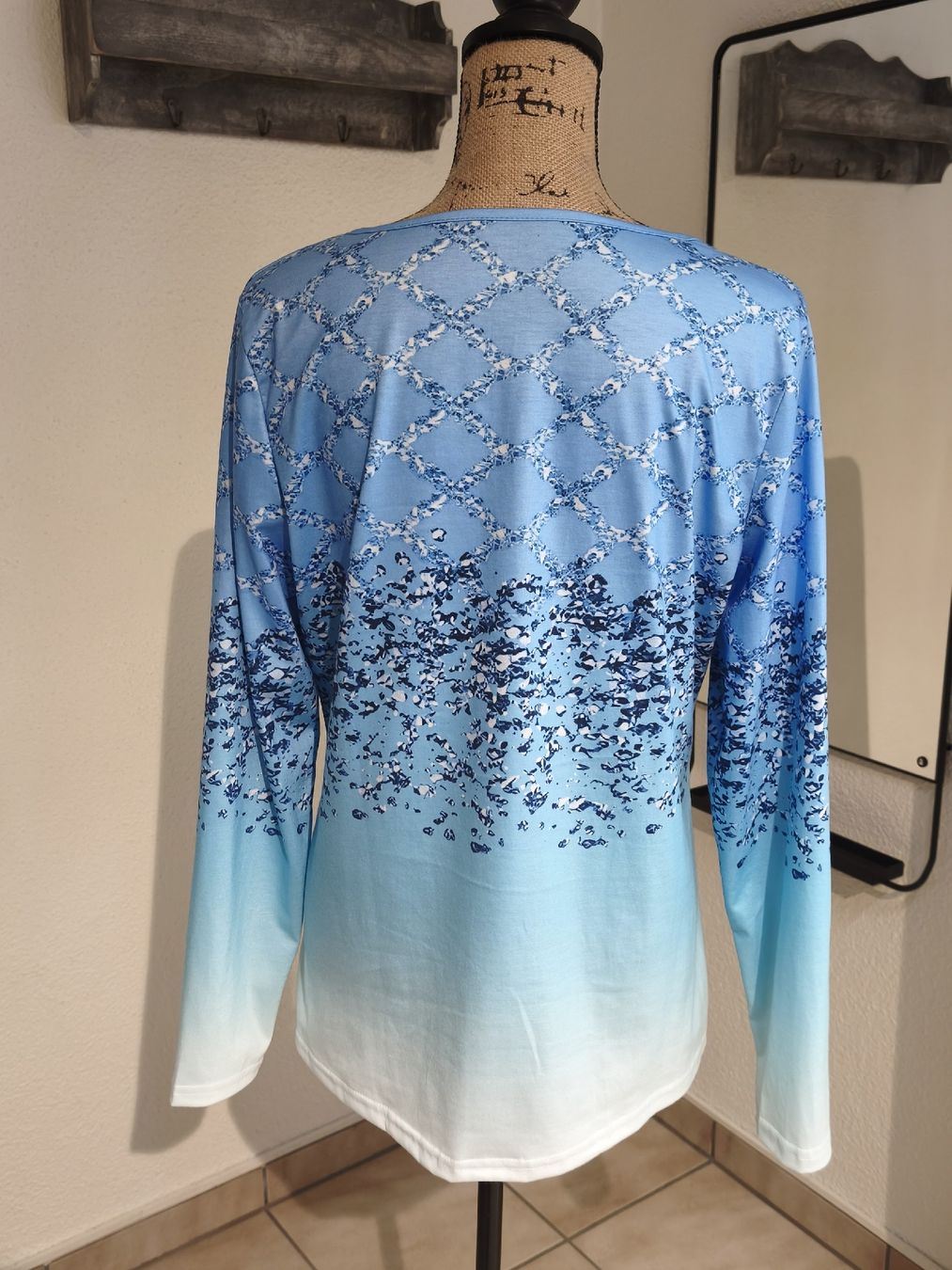 Pulls & Sweat-shirts: Damen Langarmshirt blau Grösse L 100% Polyester – Neuf (Voir description) à Emmetten par SecondhandSiska 2