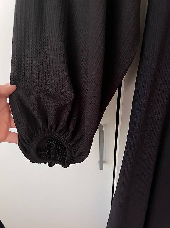 Vestiti: Robe portefeuille noire, taille S – Nuovo e nell'imballaggio originale da Lausanne venduto da sugarplumfairy 3