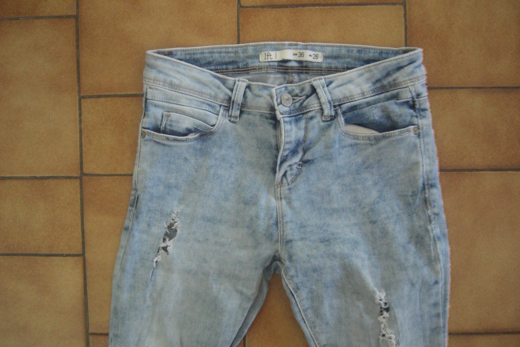 Jeans: Pantalon jeans IFT  Taille 36 – Usato da Veyrier venduto da kimedovapa 1