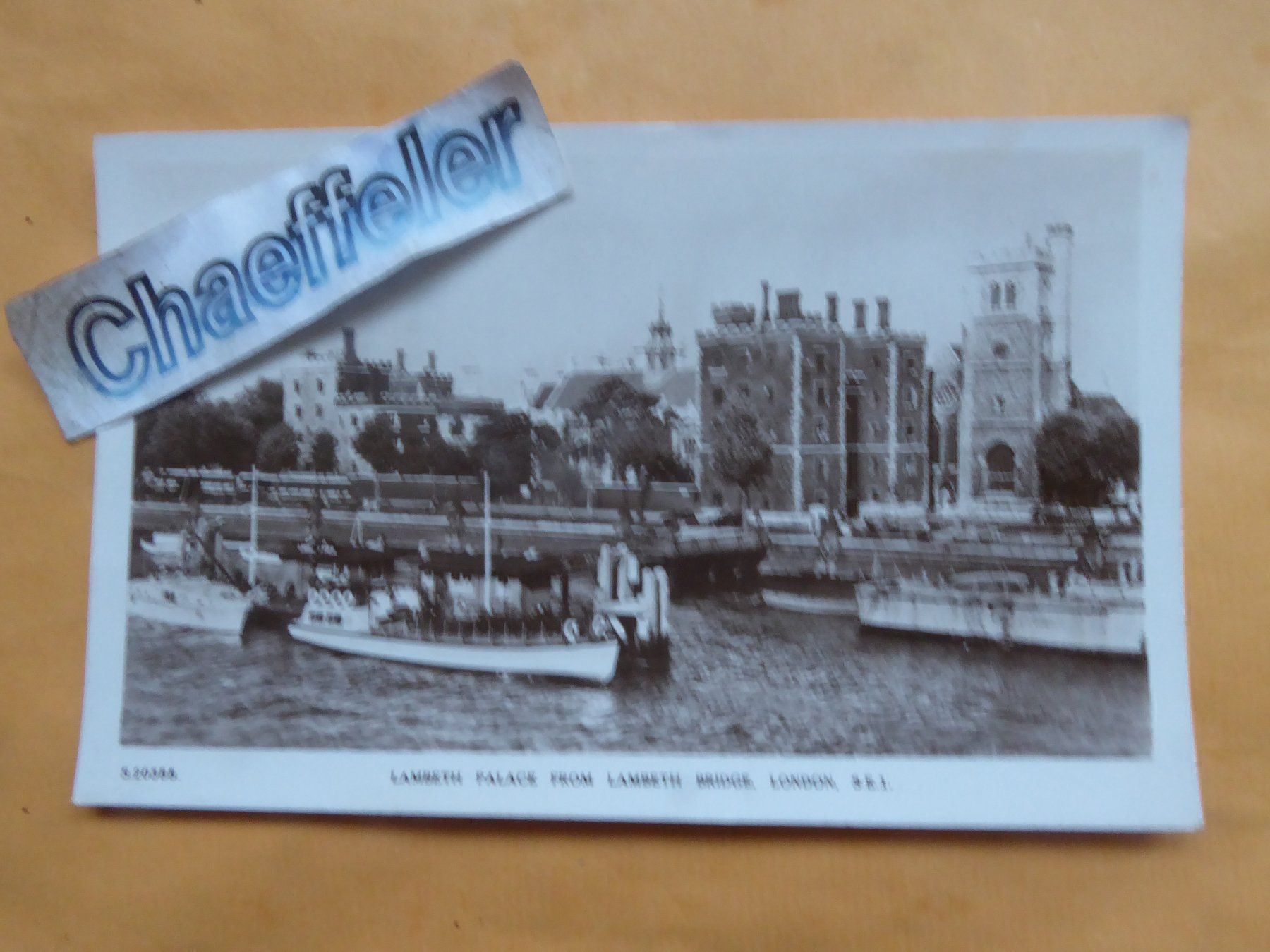 Cartoline postali: Lambeth Place  from Lambeth Brodge, – Usato da Zürich venduto da Chaeffeler