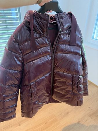 Damen Steppjacke Sisley Farbe Bordeaux Grösse 38