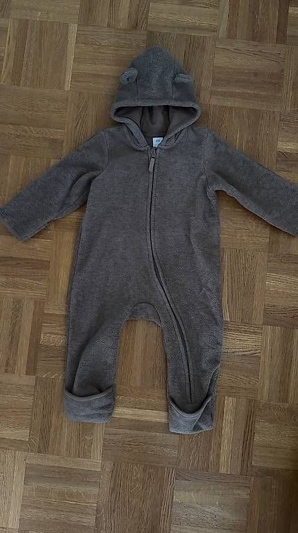 Pagliaccetti: FLEECE-OVERALL MIT KAPUZE Gr.74 – Usato da Dierikon venduto da san_9tc9 1