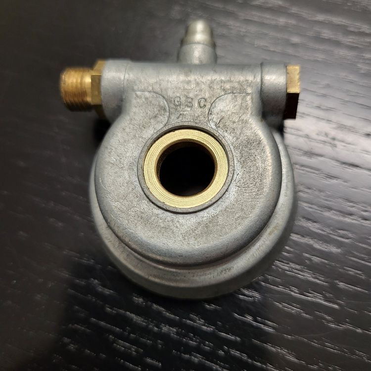 Tachoantrieb Am Rad 32mm - Vierkant Mit Überwurfmutter