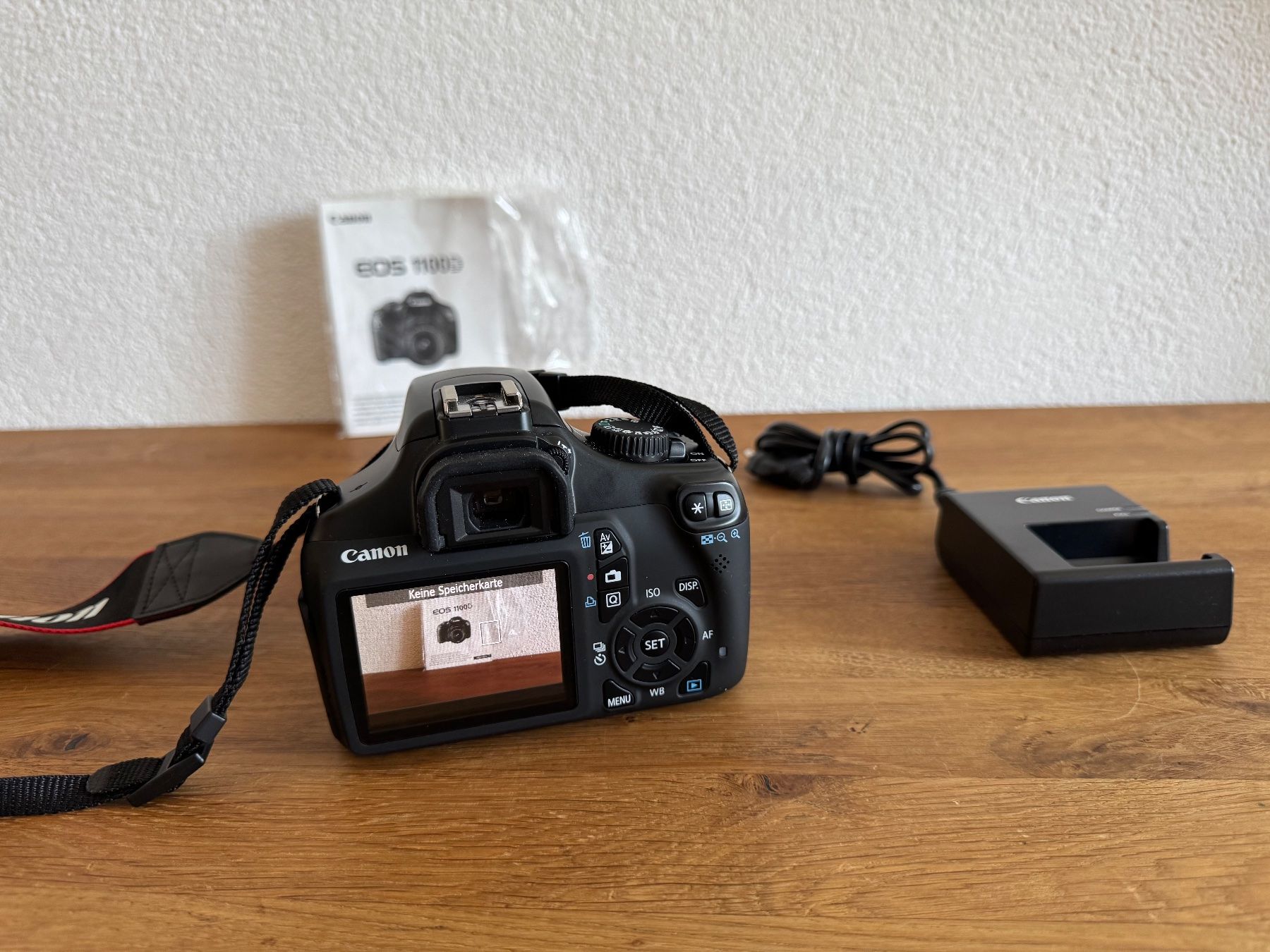 Canon Kamera: Canon Eos 1100 D Spiegelreflex Kamera – Gebraucht aus frauenfeld von tia01 7