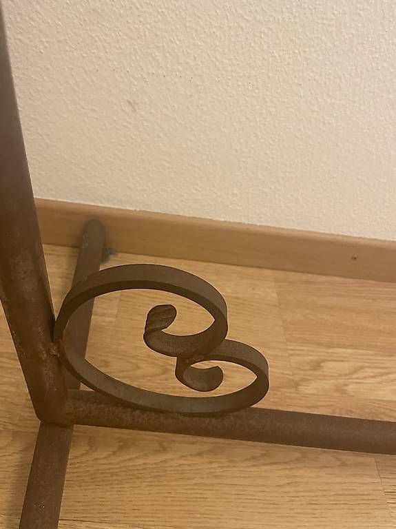 Guardaroba: Porte manteaux en fer forgé – Usato da St-Sulpice VD venduto da thi_9tg6 2