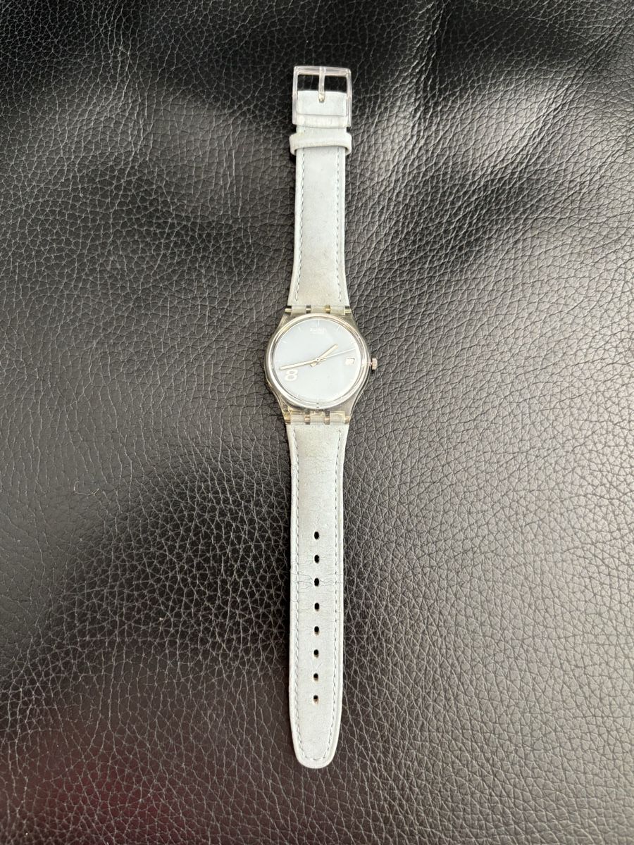 Swatch Orologi: Swatch Armbanduhr hellblau mit Lederband – Usato da Dübendorf venduto da mba_5yvw 1