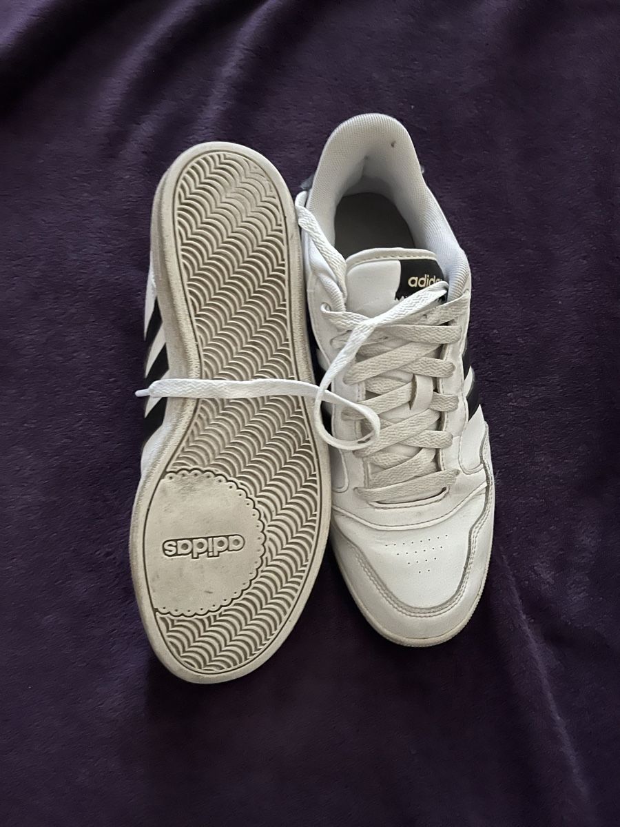 Adidas Chaussures femmes: Adidas Schuh Größe 40 – D'occasion à Adliswil par rossoelmare 3