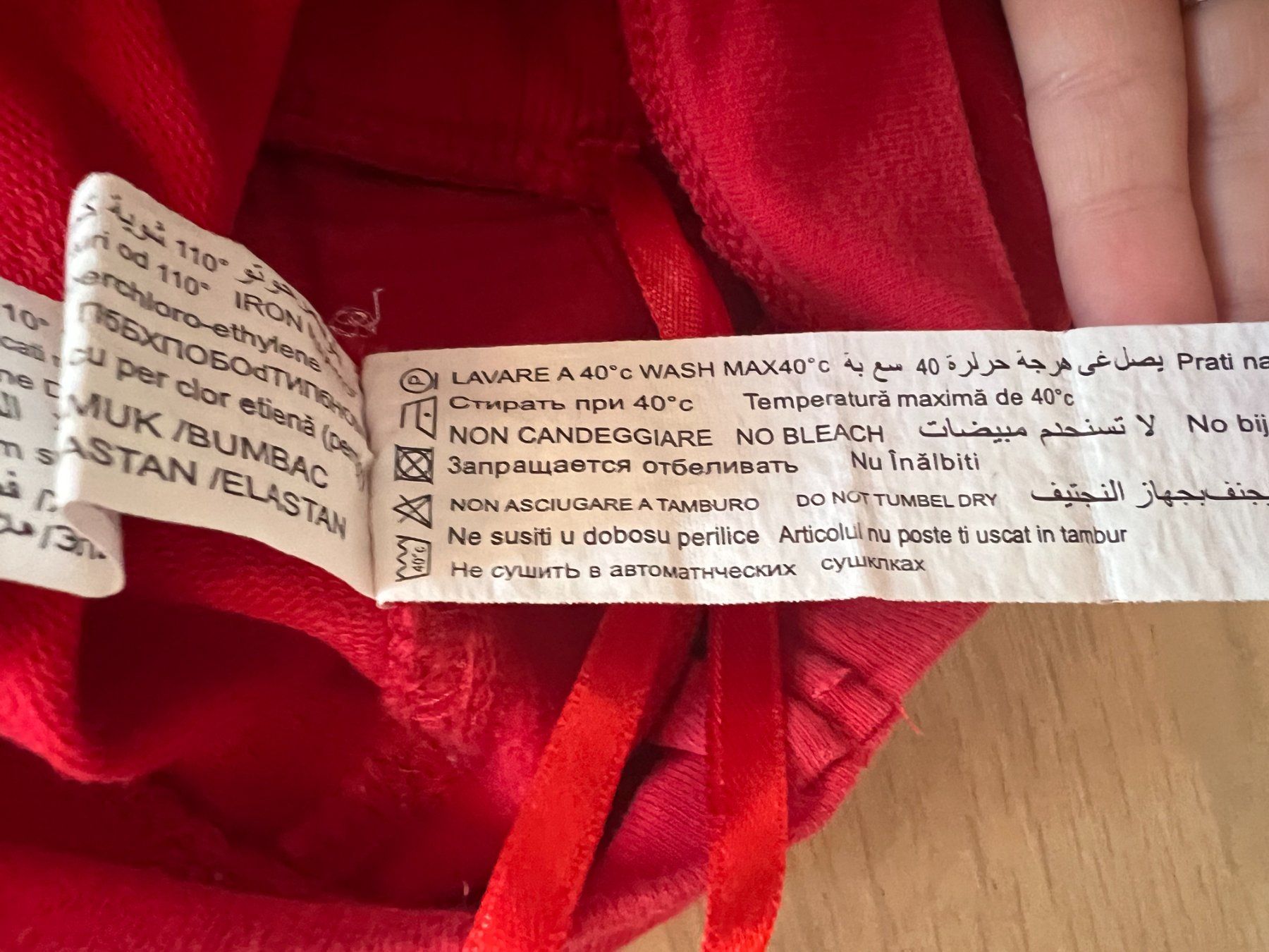Pantaloni: Pantaloncino rosso donna – Usato da Bôle venduto da dany2021 4