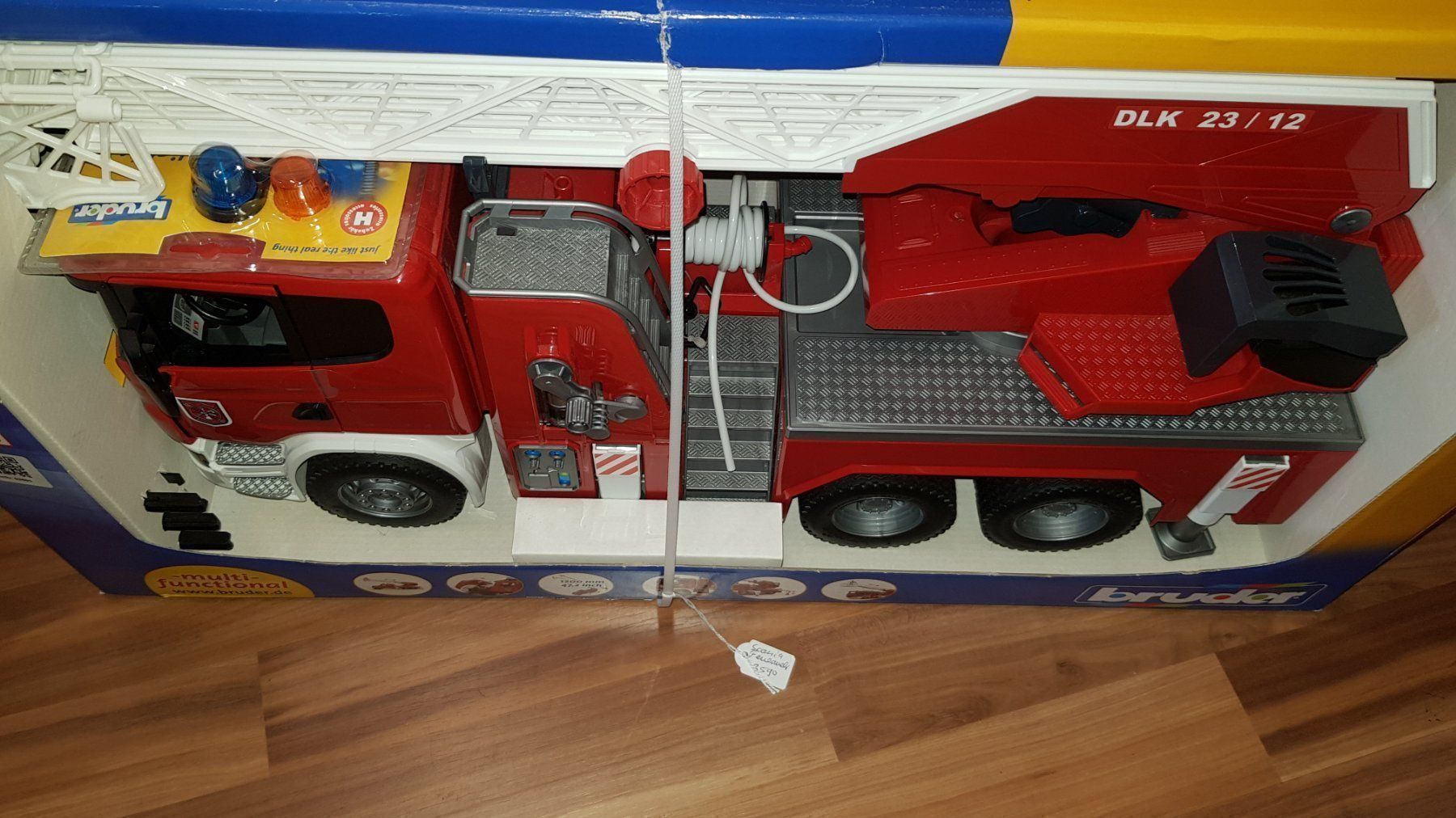 Bruder Spielzeuge: Bruder Scania Feuerwehr – Neu und originalverpackt aus Schwarzenburg von flamingo1970 1