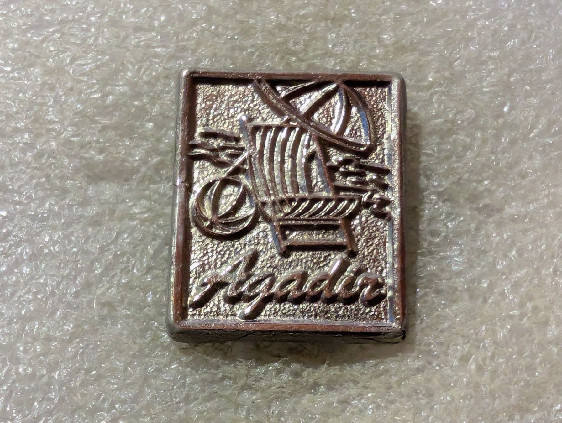 Placchette & Badge: Ansteckpin 171: Agadin – Usato da Oppligen venduto da Pin-Fall-Shop