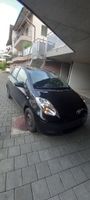 Toyota Yaris 1.3 Limousine schwarz met. 191041km