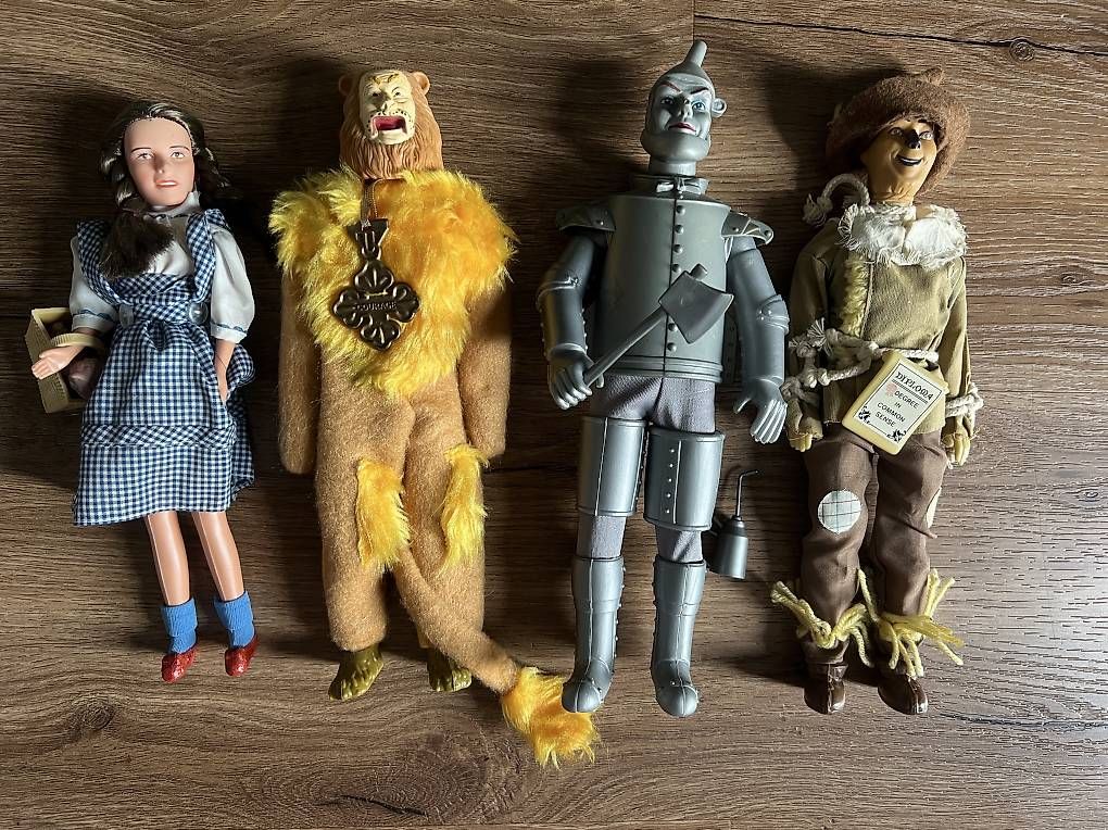 Puppen: Der Zauberer von Oz Figuren Barbie Set – Gebraucht aus Steinen von Rocket_84