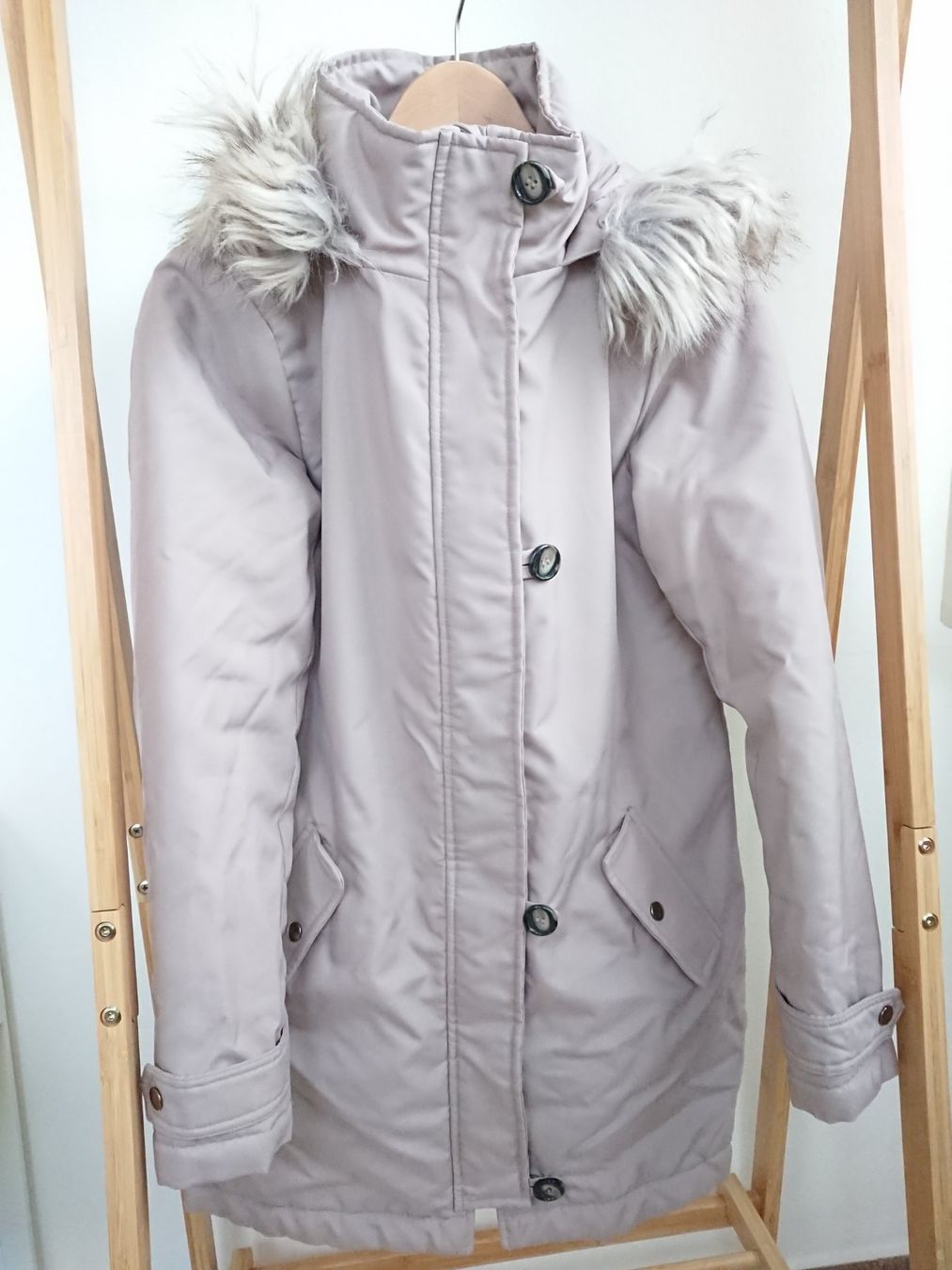 Mäntel: Warmer Damen Wintermantel Gr. S Beige – Gebraucht aus Hallau von CHACLA