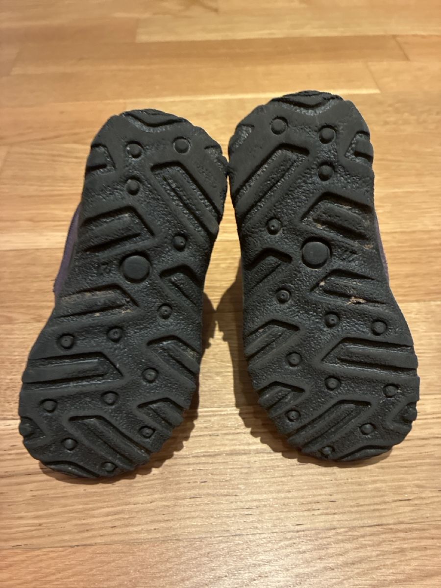 Superfit Schuhe für Jungen: Kinder Stiefel Superfit Grösse 27 – Gebraucht aus Winterthur von Tiklo 2