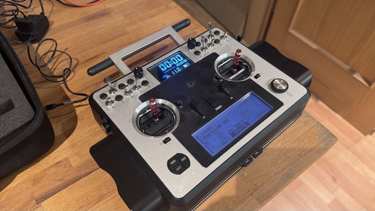 FrSky Telecomando: Télécommande Frsky Taranis E – Nuovo (secondo la descrizione) da choulex venduto da aschamba