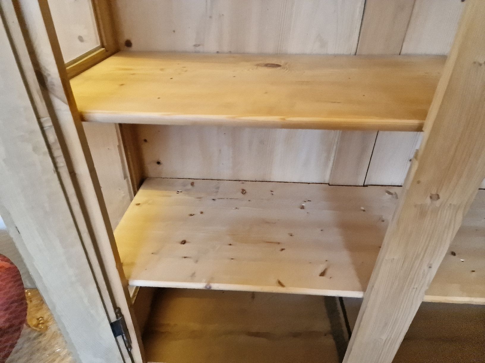Armadi: Vitrine Schrank Tannen holz – Usato da Mettlen venduto da elios0888 9
