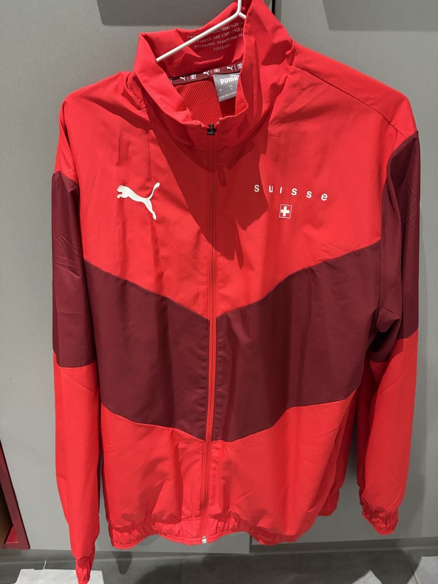 Puma Giacche: Trainingsjacke Schweiz Gr.L – Nuovo (secondo la descrizione) da Grenchen venduto da lyn_8w2w