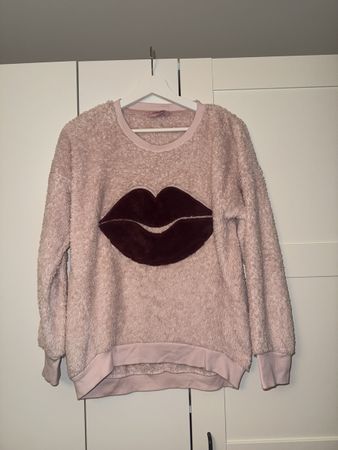 Kuscheliger Flausch-Pullover Grösse S