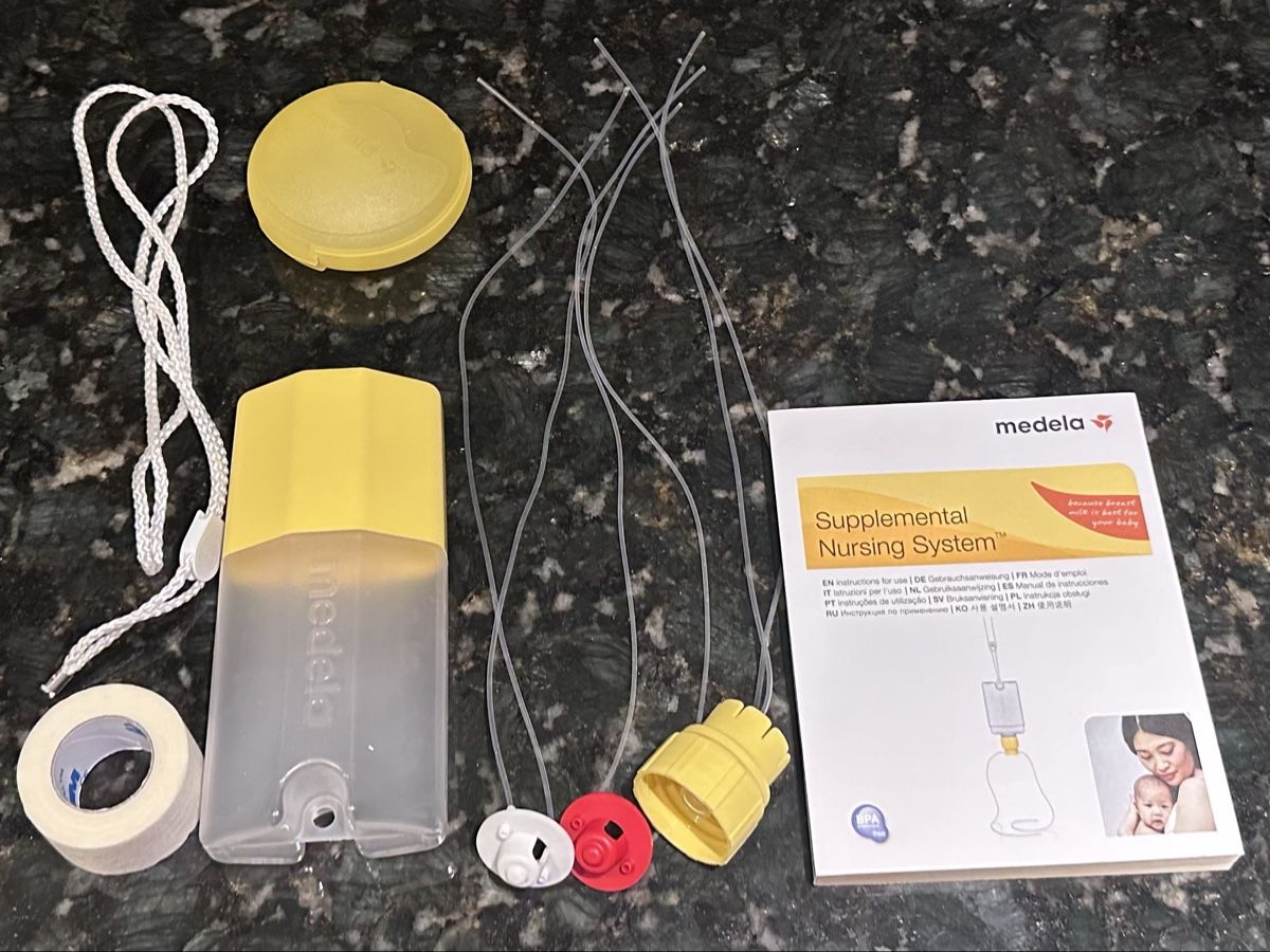 Medela Cibi & Specialità: Medela Supplemental Nursing System - Complete in Box – Usato da Bülach venduto da ViktoriiaMatus 1