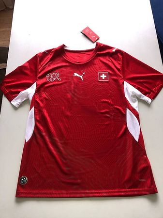 Puma Fussballtrikot Schweiz home orig. WM '26 Gr.L Neu