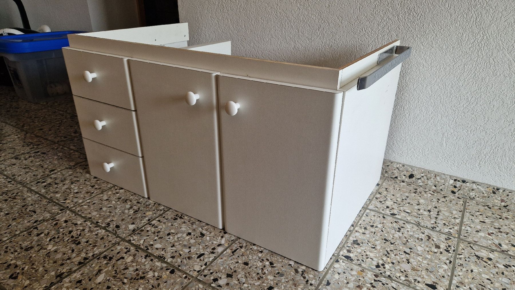 Mobili per bagno: Badezimmer Waschbeckenunterschrank – Usato da Bözen venduto da Keson 1