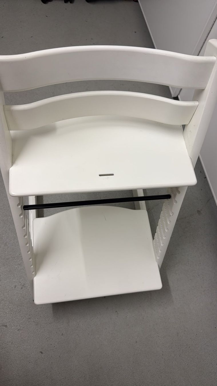 Stokke Seggioloni: Stokke Tripp Trapp weiss neues Modell – Usato da Dinhard venduto da R.B.G23 1