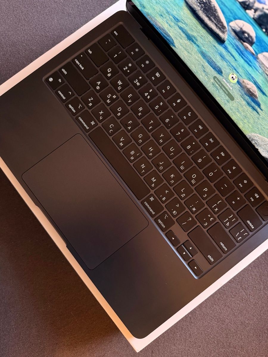 Apple Notebook: MacBook Air m2 2022 13,6 256gb – Usato da Le Sentier venduto da dar_hb62 1