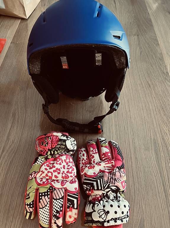 Casques: Casco + guanti  – D'occasion à Vezia par luc_6jct