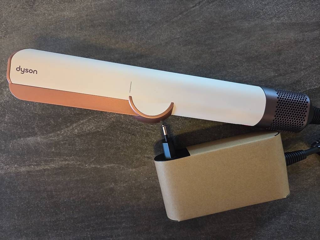 Asciugacapelli: Dyson Airstrait  wie neu  – Usato da Marbach SG venduto da littlefoot04 1