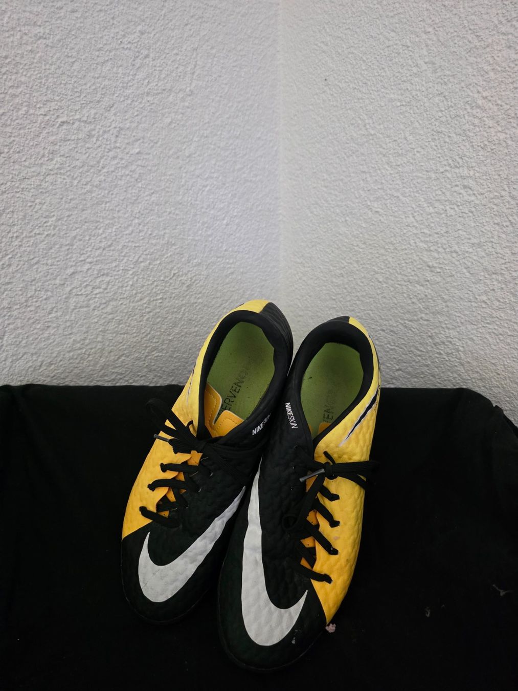 Nike Scarpe da uomo: Turnschuhe – Usato da Mörigen venduto da Sandra_z