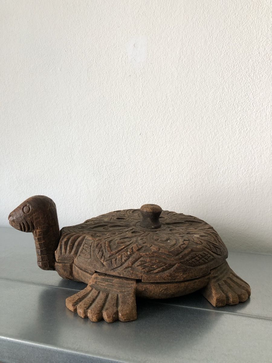 Sculture & Statue: Asiatika Volkskunst geschnitztes Schildkrötenobjekt – Usato da Basel venduto da Amechan. 5