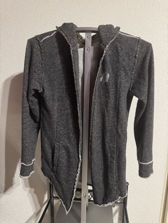 Grauer Gorilla Wear Sweatjacke, Grösse L, Top Zustand!