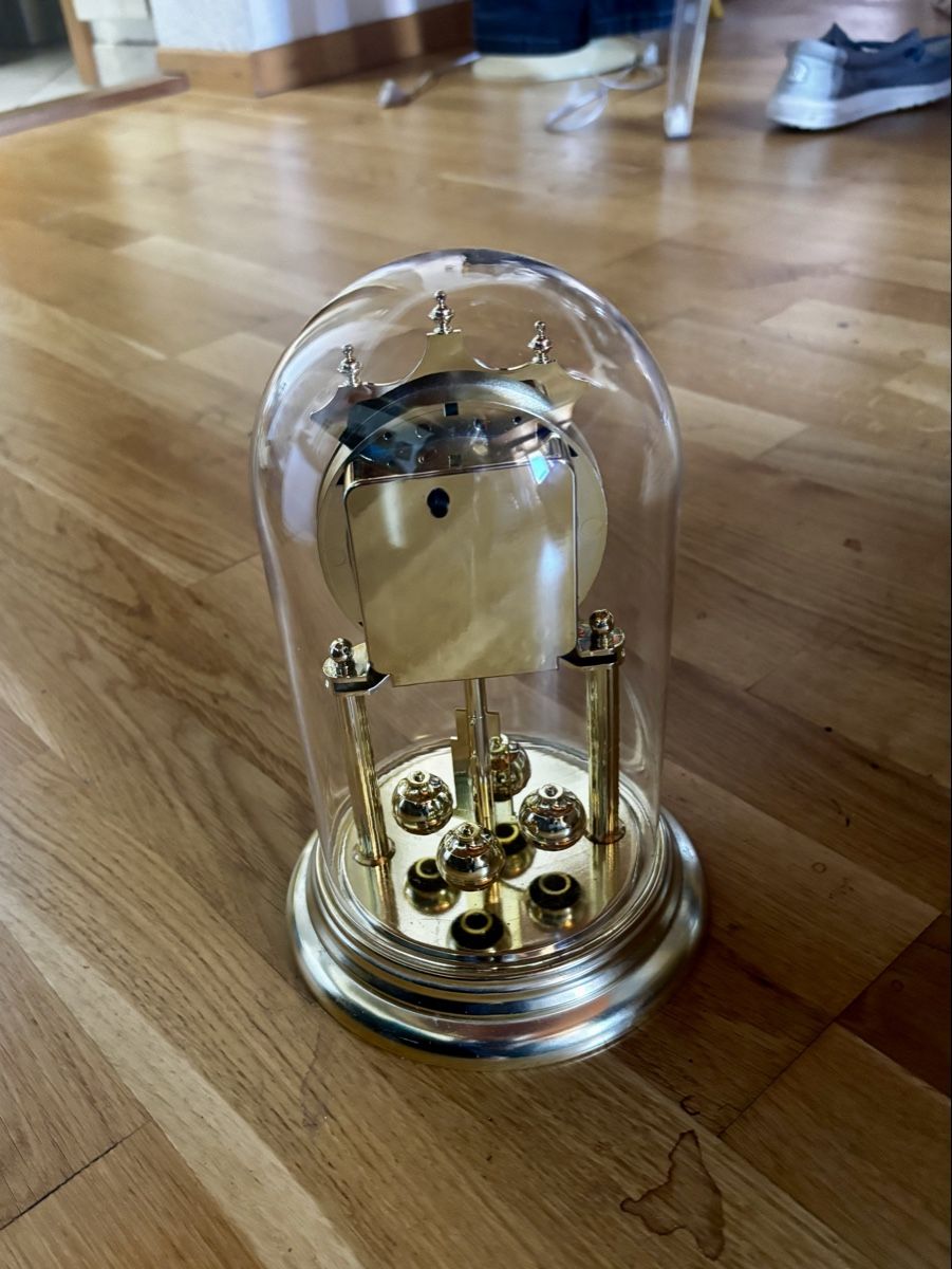 Orologi da terra & Orologi da parete: Pendule avec globe en verrre – Usato da Estavayer Le Lac venduto da sico1260 1
