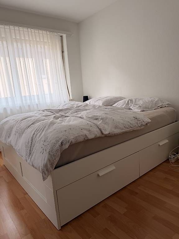 Letti: Bett mit Matratze & Stauraum – Usato da Kriens venduto da MarkoCirkovic