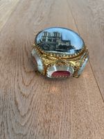 Schmuckdose Notre-Dame Metall Glas Vintage guter Zustand