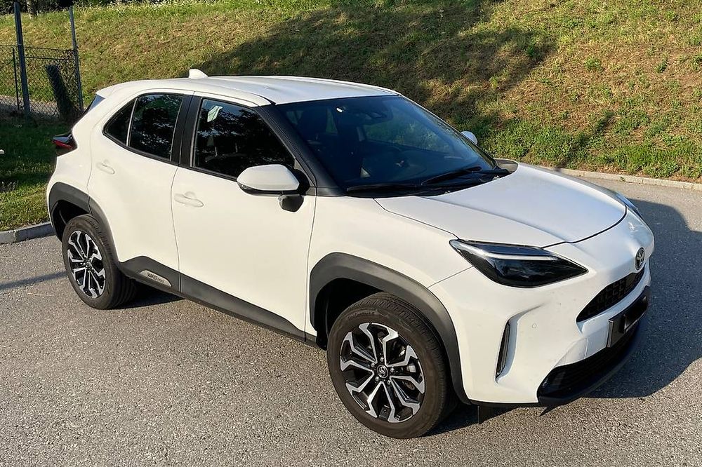 Toyota Automobili: Toyota Yaris Cross 1.5 AWD Hybrid Trend – Usato da Sonvico venduto da deedee_20382 4