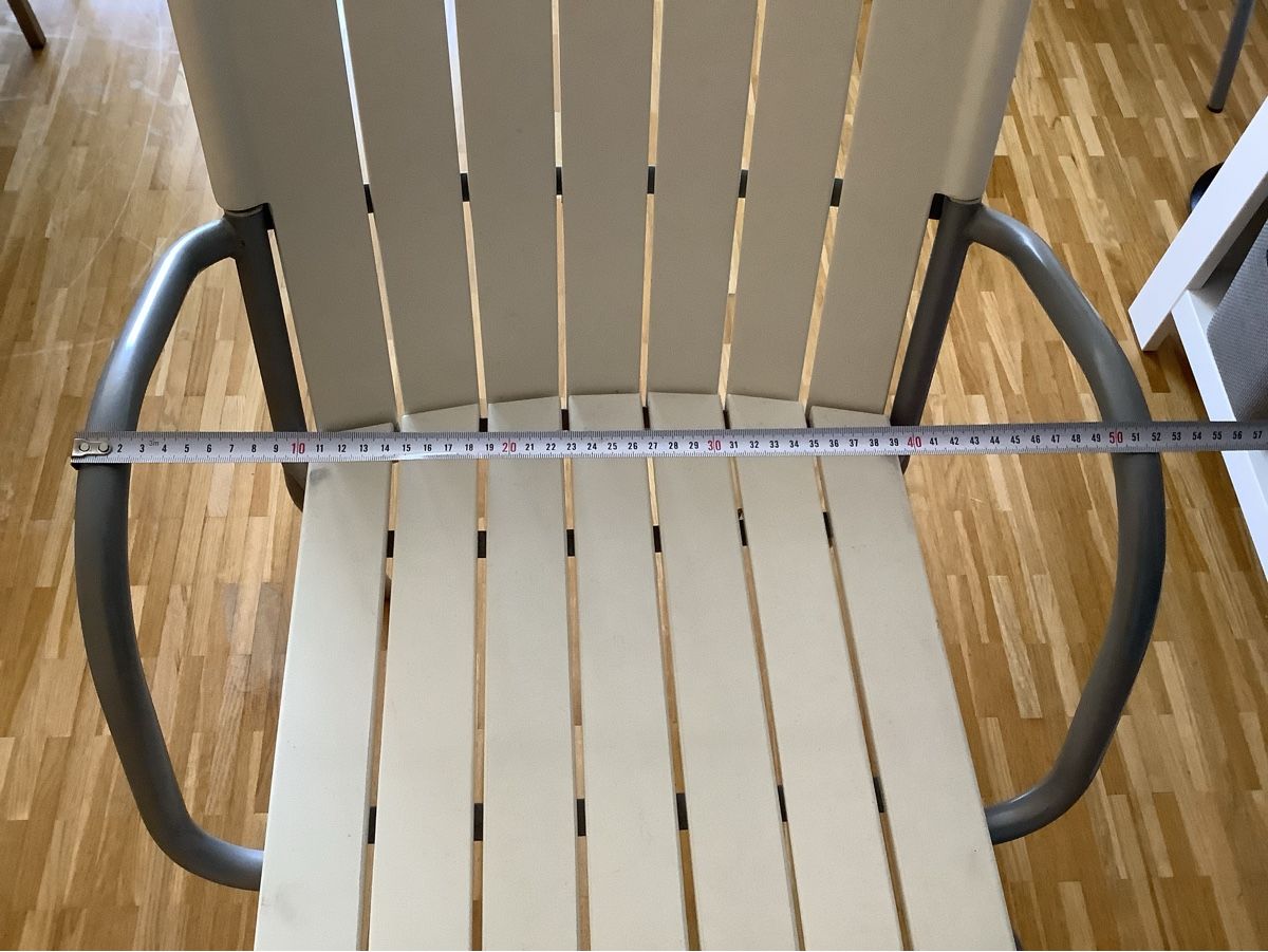 Chaises: 4 stapelbare Gartenstühle – D'occasion à Zürich par Ravnjes 3