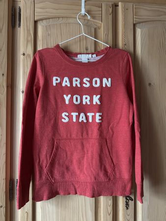 Roter Pullover