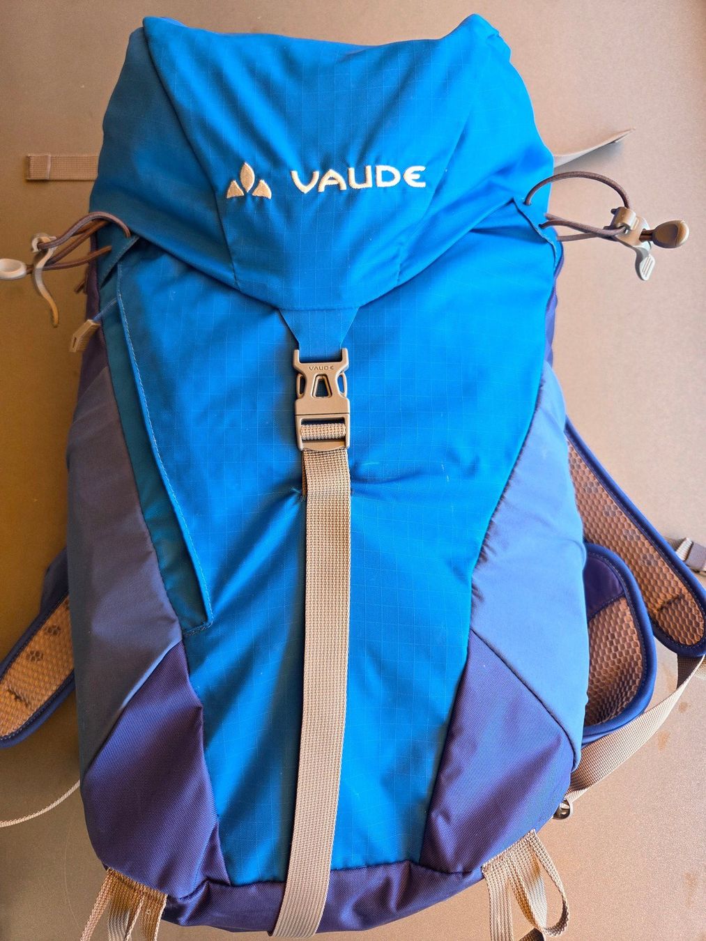 Vaude Zaini: Vaude Rucksack Prokyon 24 – Nuovo (secondo la descrizione) da Hünibach venduto da Sailaway