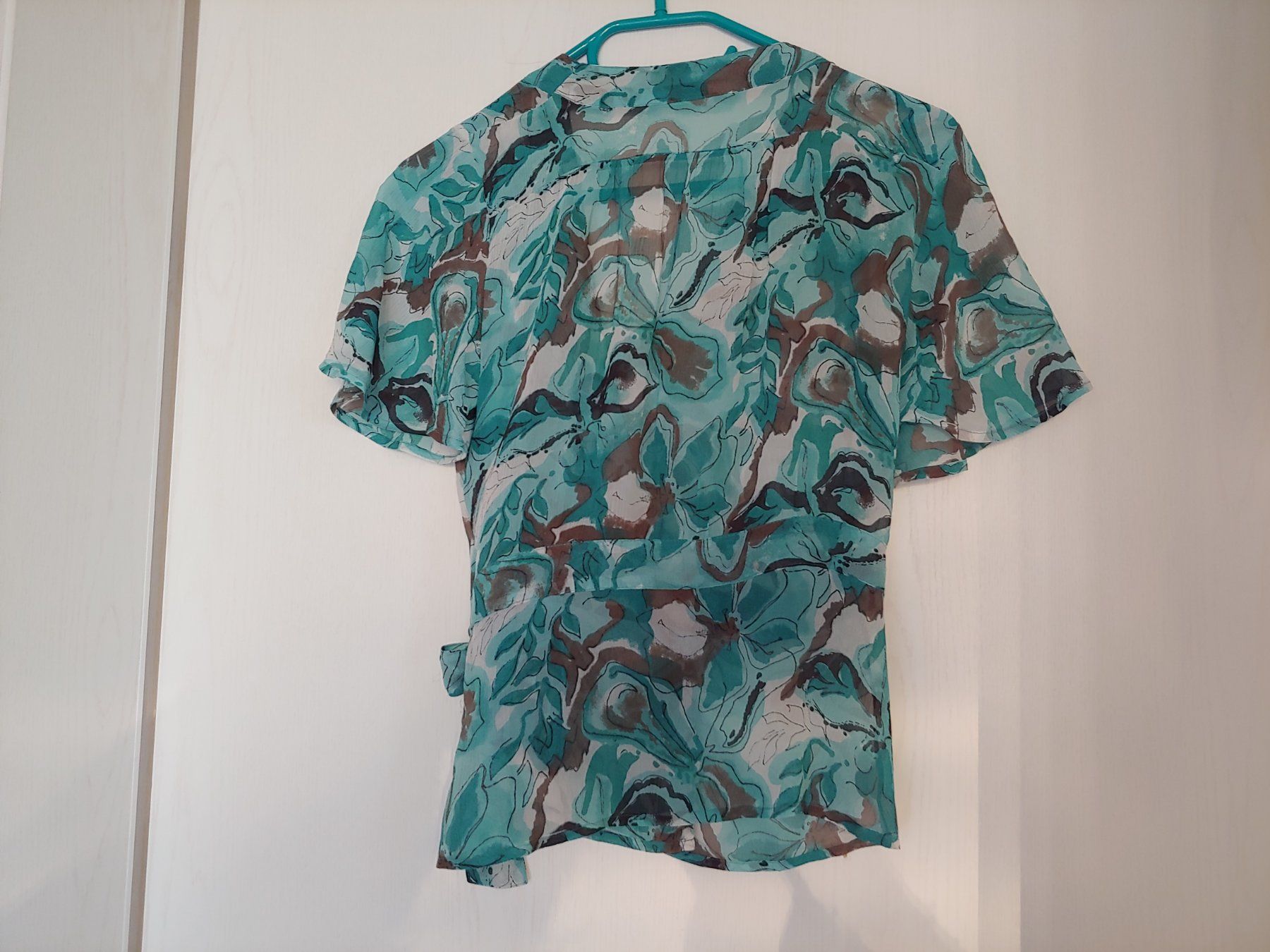 H&M Blusen: Seidenbluse, Wickelbluse von H&M, Blautöne, Gr.36/38 – Gebraucht aus Suhr von andreas_2008 2
