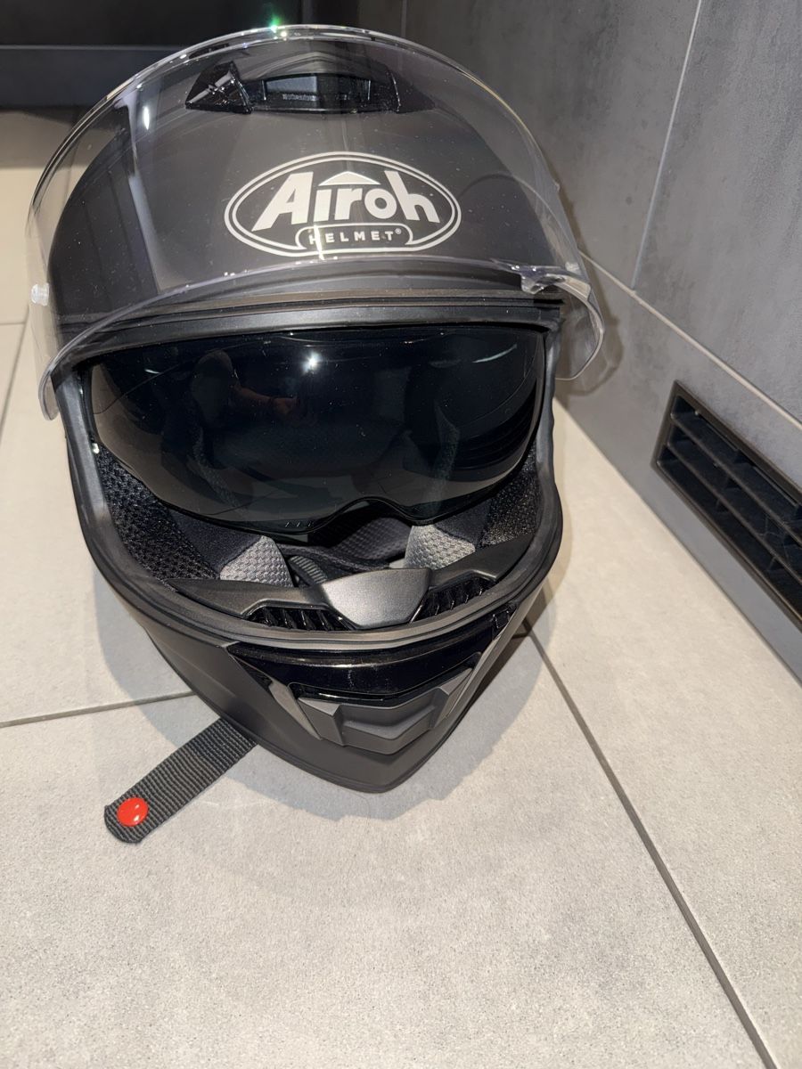 Airoh Caschi & visiere: Airoh Motorradhelm – Usato da Trimmis venduto da mor_b6bx 1