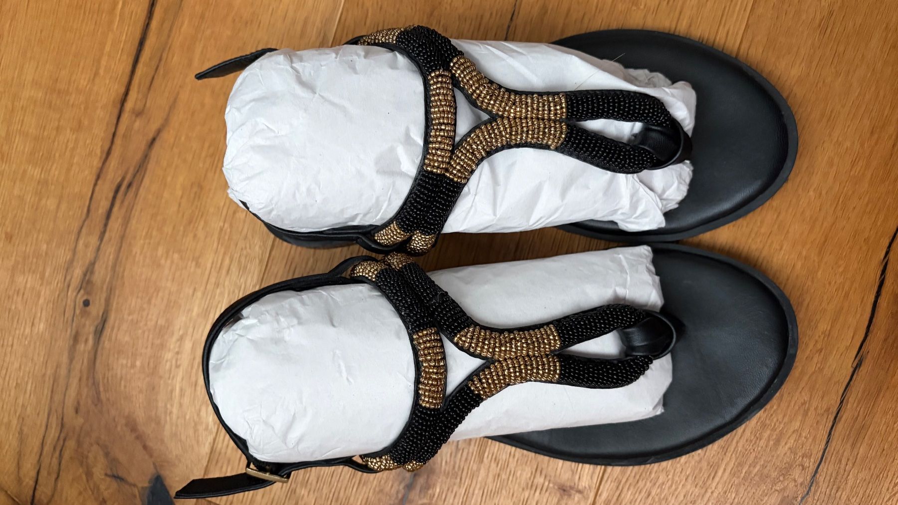 Scarpe da donna: Sandalen, Gr 38 – Usato da Volketswil venduto da Irkasha 3