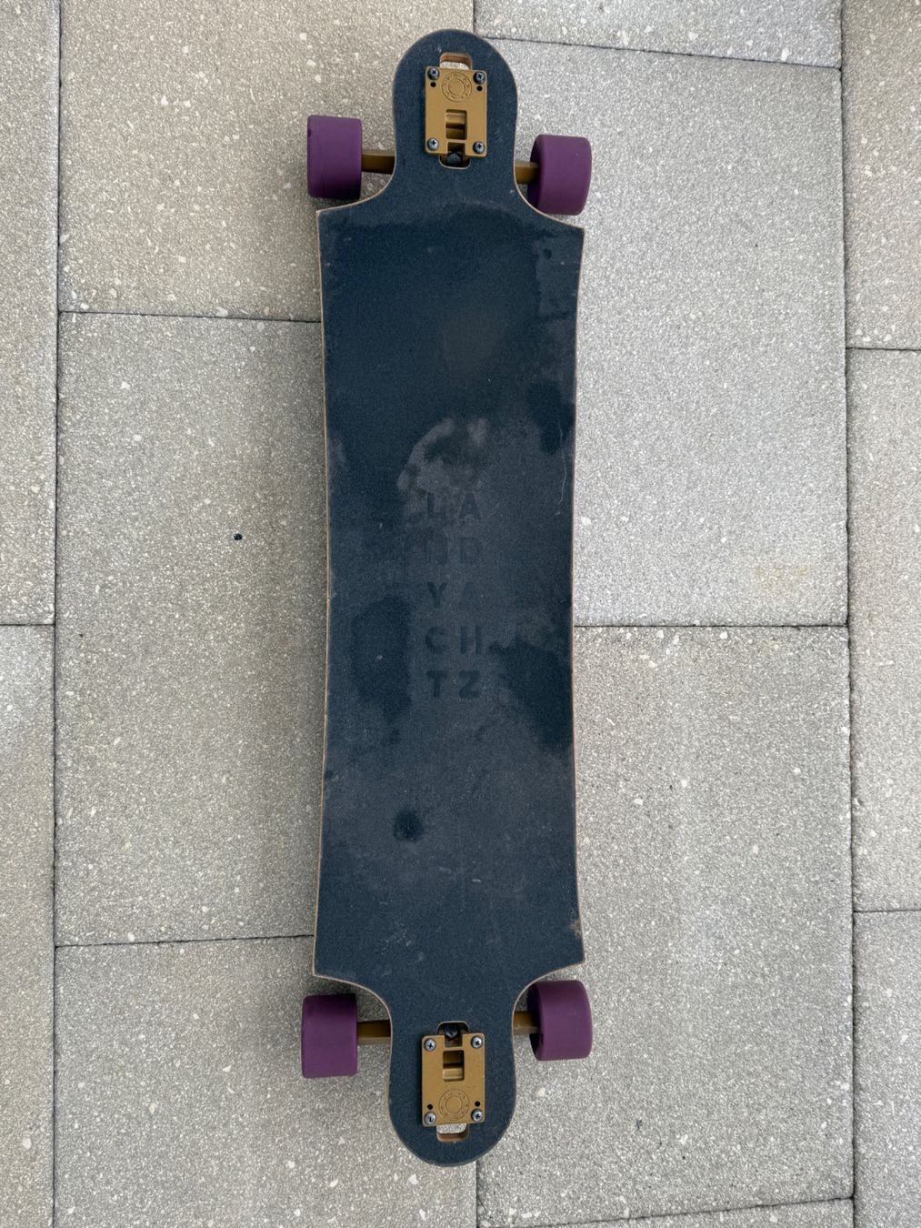 Skateboards: Custom Longboard – Usato da Meggen venduto da lin_p9xn