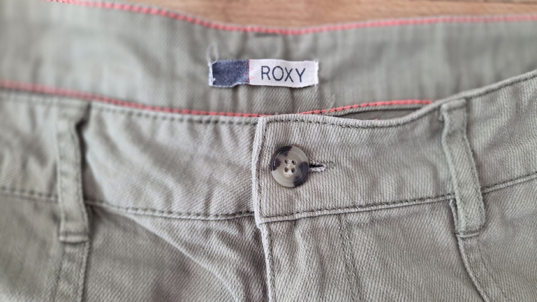 Roxy Pantalons: Damen Shorts ROXY  – D'occasion à Winterthur par sandi99